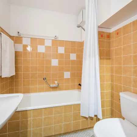 Val Signina 2-9 By Interhome